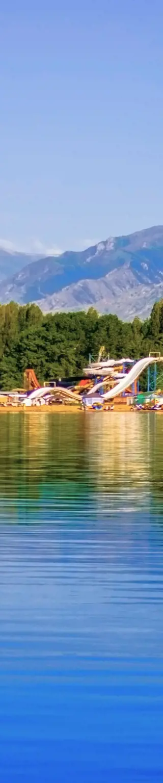 Nimm ein erfrischendes Bad im Issyk-Köl-See